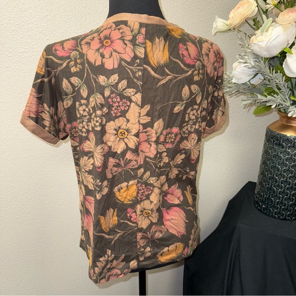 Buffalo Floral Butterfly Tee Earthy Brown Short Sleeve Soft Top - Picture 3 of 8